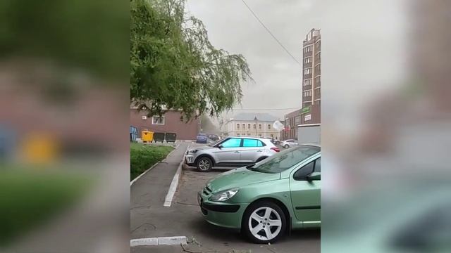 Последствия шквалистого ветра в городе Рассказово смотреть онлайн