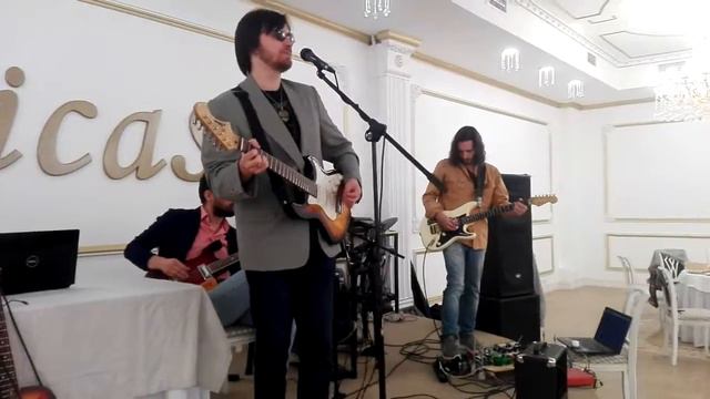 The Tambourines - Knockin' on heavens door смотреть онлайн