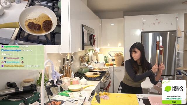 Aria Dancing to a Fire Alarm смотреть онлайн