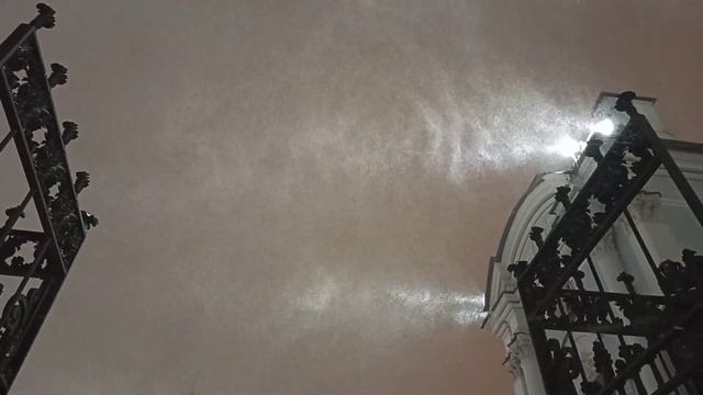 снегопад в Санкт-Петербурге. Смольный собор смотреть онлайн