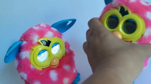 HASBRO Original #FURBY BOOM POLKA DOTS INTERACTIVE ELECTRONIC PET 2013