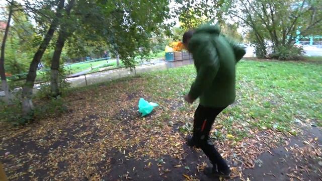 Джеронимо в слоумо, ждите новый бложик сегодня в 19 по Москве, там много интересного.