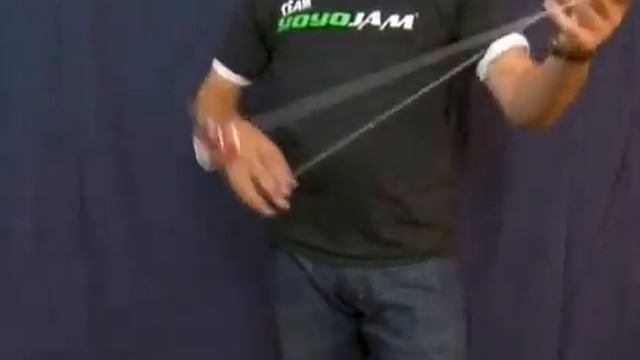 How To Do The Throwhand Grind Yo Yo Trick - 18 How To Do Advanced YoYo Tricks Part 2 смотреть онлайн