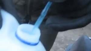 Как слить жидкость из бачка омывателя