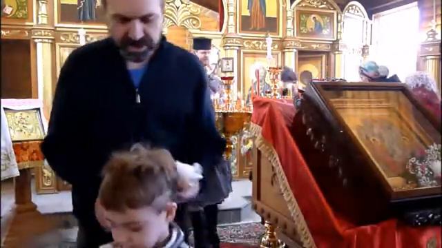 Благословение Напрестольным Крестом смотреть онлайн