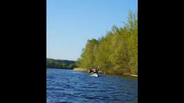 Туда и обратно под музыку волн смотреть онлайн