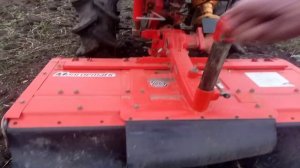 Японский мотоблок КУБОТА. Пробный заезд по огороду,по просьбе подписчика. Показываю как работает.