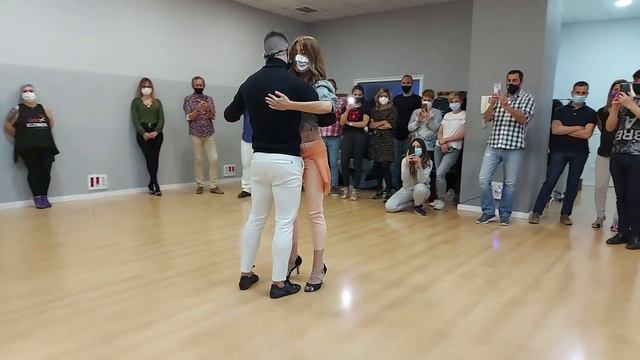Deejay Mulato - Oriental Beat / Rodriguete & Eva Kizomba Zaragoza смотреть онлайн
