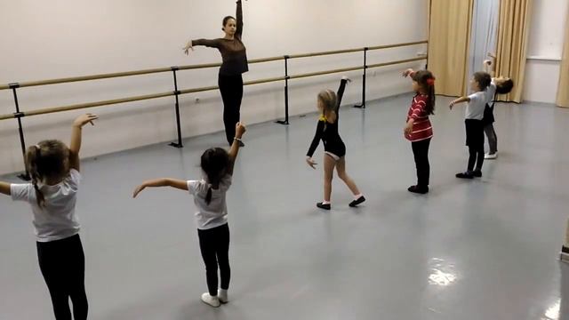 Танцы 4 смотреть онлайн