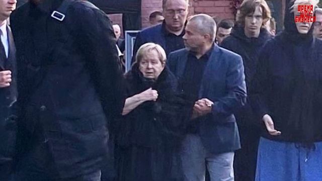 Могила Николая Добронравова на Новодевичьем кладбище смотреть онлайн