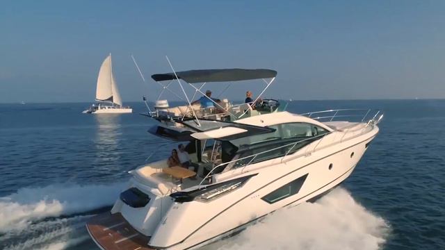 Beneteau Gran Turismo 50 SportFly I Volvo Penta смотреть онлайн