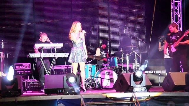 Максим выступает в Бишкеке смотреть онлайн