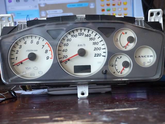 Mitsubishi Lancer IX приборка RGB смотреть онлайн