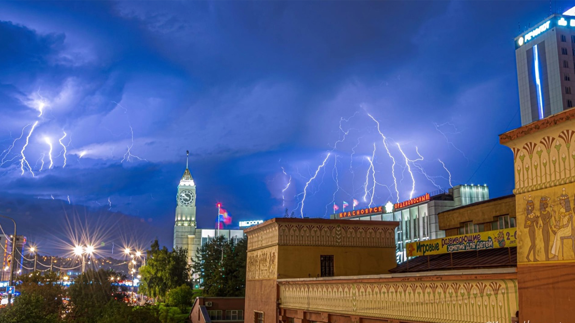 Молния, дождь, гроза Красноярск || Звуки природы || Lightning, rain, thunder ( Nature Sounds Relax ) смотреть онлайн