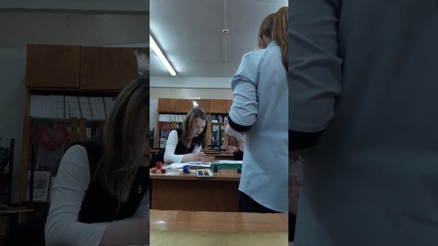 Рисование плаката смотреть онлайн