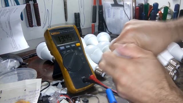 Lâmpadas 12V Direto Na Bateria смотреть онлайн
