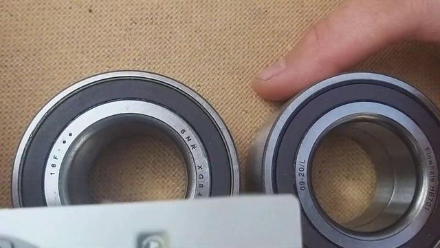 После замены подшипника ступицы загорелась лампочка АБС. Неисправность магнитного кольца ABS. смотреть онлайн