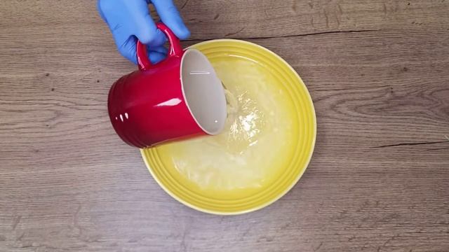 Трайфлы с базиликовым муссом и клубникой / порционный десерт / рецепт маффинов, мусса и конфи смотреть онлайн