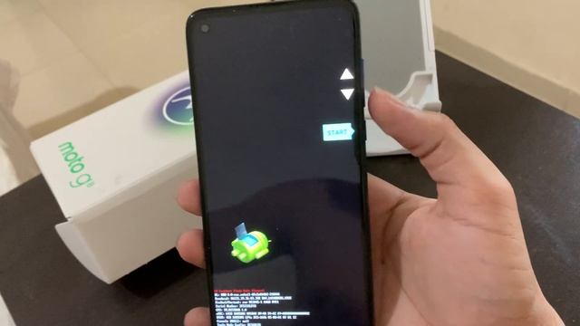 Como entrar em Modo Fastboot no Moto G8 смотреть онлайн