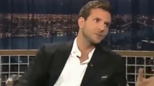 Bradley Cooper Making Everyone Laugh With His Impersonation Skills смотреть онлайн