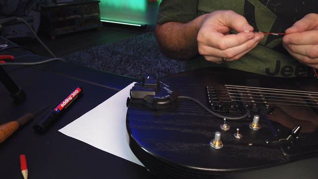 A power LED and satin pickguard for your Charvel Pro-Mod Style 2 смотреть онлайн