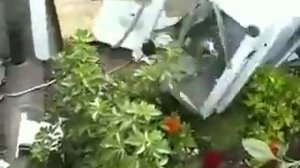 Кинули кирпич в стиральную машину))