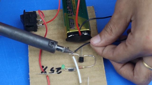 How To Make Simple Water Level Indicator | Water Level Indicator Project | DIY Water Level Indicato смотреть онлайн