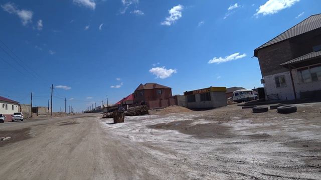 Город Балхаш (Балқаш) | улица Иванова стала просёлочной от Братьев Мусиных до д. №9 весной 2021 год смотреть онлайн