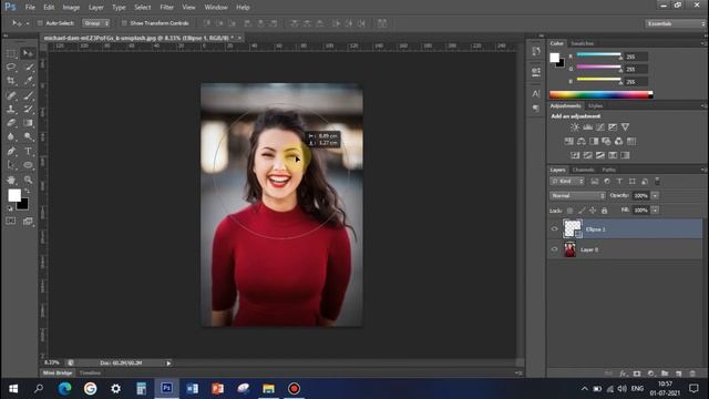 Crop Images in a Circle Shape with Photoshop | All Versions смотреть онлайн