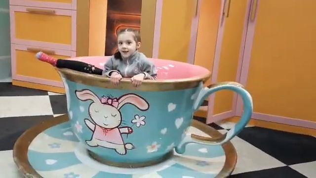 Соня в Московском доме великанов. смотреть до конца смотреть онлайн