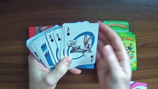 Looney Tunes Playing Cards Review (3 Decks) смотреть онлайн