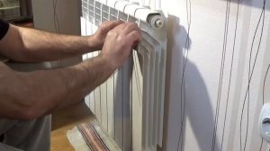 А Вы давно чистили батареи отопления от пыли ? Легкий и доступный способ