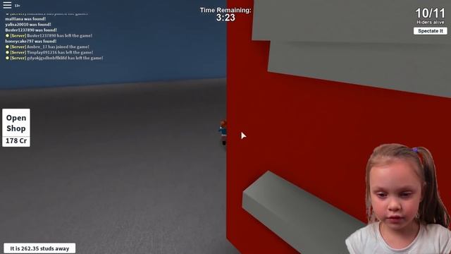 Играем в ПРЯТКИ ROBLOX Hide And Seek. Советы Подписчиков/ Милана и Папа кто лучше спрячется. смотреть онлайн