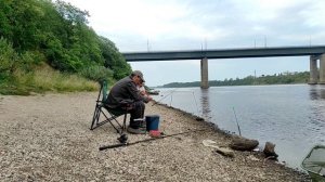 По Уловистым местам . Рыбалка  ниже Волховской ГЭС .Район трех мостов . Рыбалка на Фидер .
