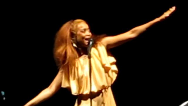 Erykah Badu - Window seat pt 1 смотреть онлайн