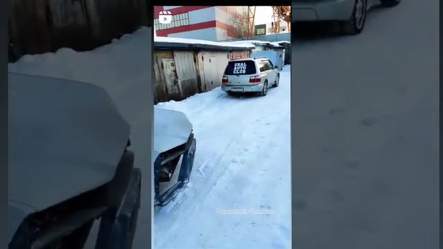 Открывай ворота, приехала суета смотреть онлайн