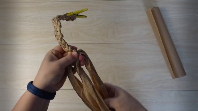 Очень красивая корзина из двух тазиков и бумаги для выпечки. Идея для организации и хранения