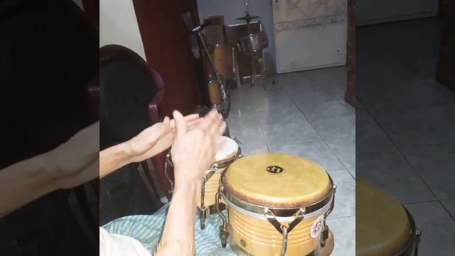 REPIQUE SENCILLO BASICO DE BONGO EN LOS 4 TIEMPOS DEL RITMO SALSA смотреть онлайн
