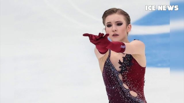 Усачёву ВЫВЕЗЛИ из самолета НА КОЛЯСКЕ. Дарья Усачева вернулась в Москву. смотреть онлайн