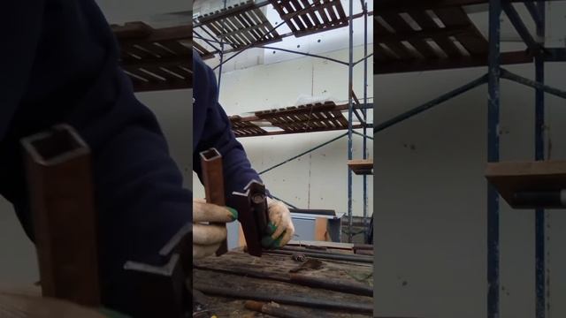 Фальцевая кровля своими руками/ Самодельный инструмент для монтажа смотреть онлайн