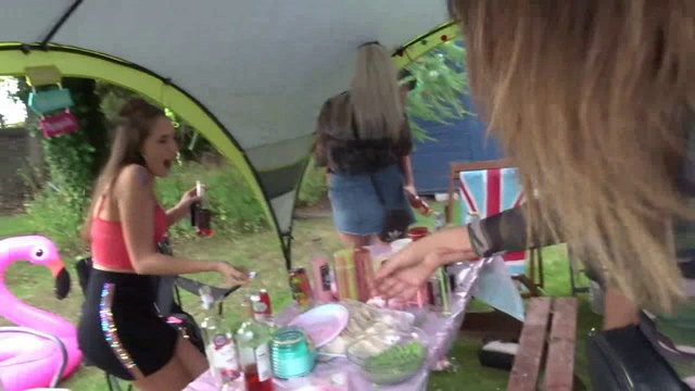 Forfar Party Pea Fight смотреть онлайн