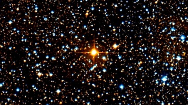 ЧТО СКРЫВАЕТ САМАЯ БОЛЬШАЯ ЗВЕЗДА ВО ВСЕЛЕННОЙ? [Крупнейший массивный газовый шар] смотреть онлайн