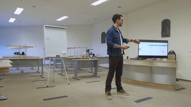 Развитие интернет-торговли в food-ритейле (опыт "Перекрестка") смотреть онлайн