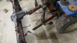 самодельная  фреза для мини трактора из моста ваз