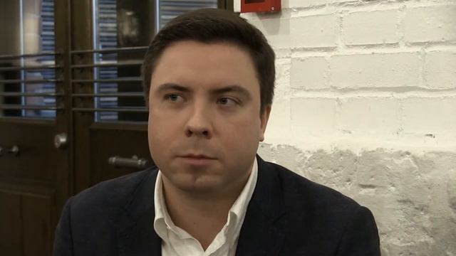 GR-менеджер частного театра смотреть онлайн