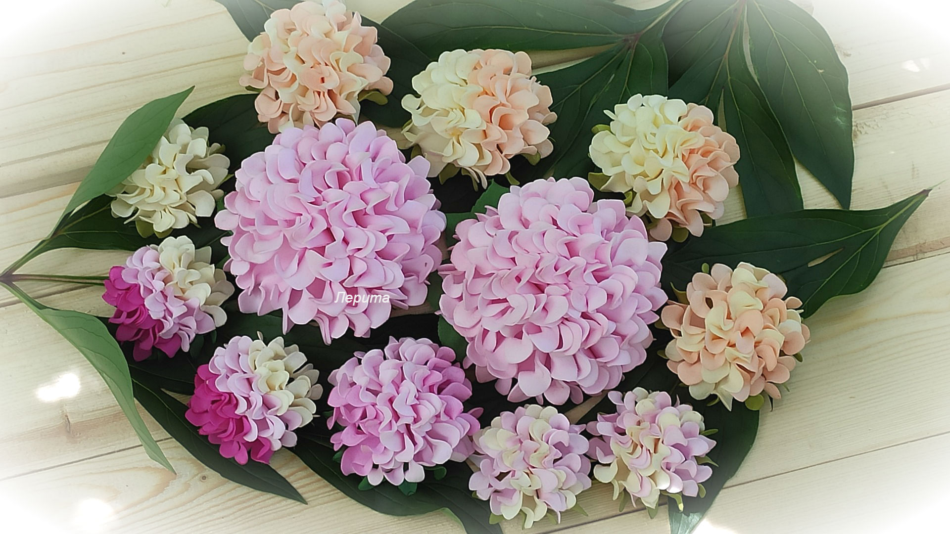 Цветы из фоамирана своими руками. Цветы бульденеж своими руками из фоамирана. смотреть онлайн