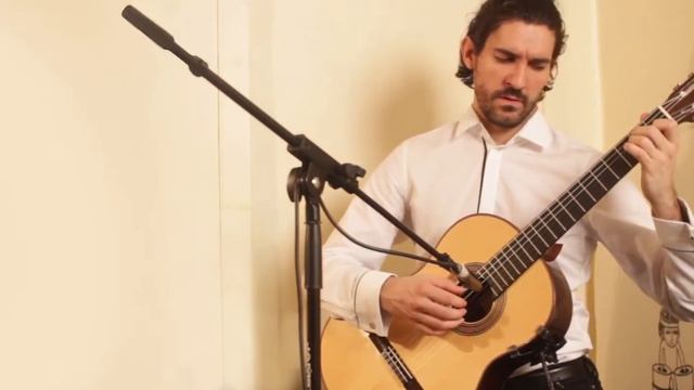 Salvatore Foderà, guitar. Mazurka apasionada by Agustìn Barrios Mangoré, смотреть онлайн