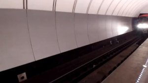 Станция Метро Достоевская  Час пик в метро //14 Апреля 2021