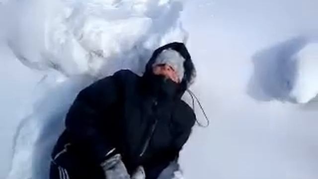 Кирпич меняет цвет)) смотреть онлайн