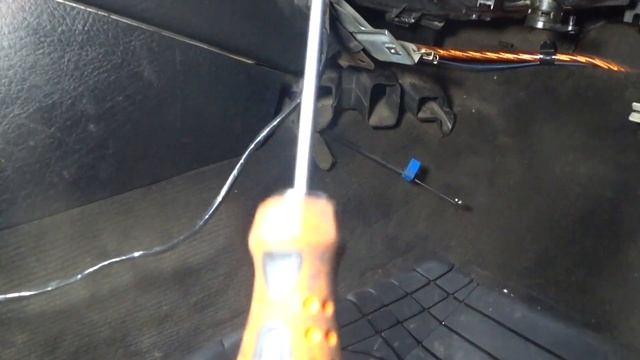 Audi 80 b3 КЛЕИМ ЗАСЛОНКУ ПЕЧКИ НЕ СНИМАЯ ТОРПЕДУ смотреть онлайн